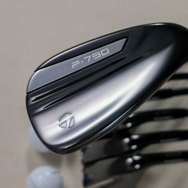 TaylorMade P790 Golf Irons sets 4-9PS or Driving Irons Right Hand Steel/Graphite Shaft Regular Flex Golf Clubs